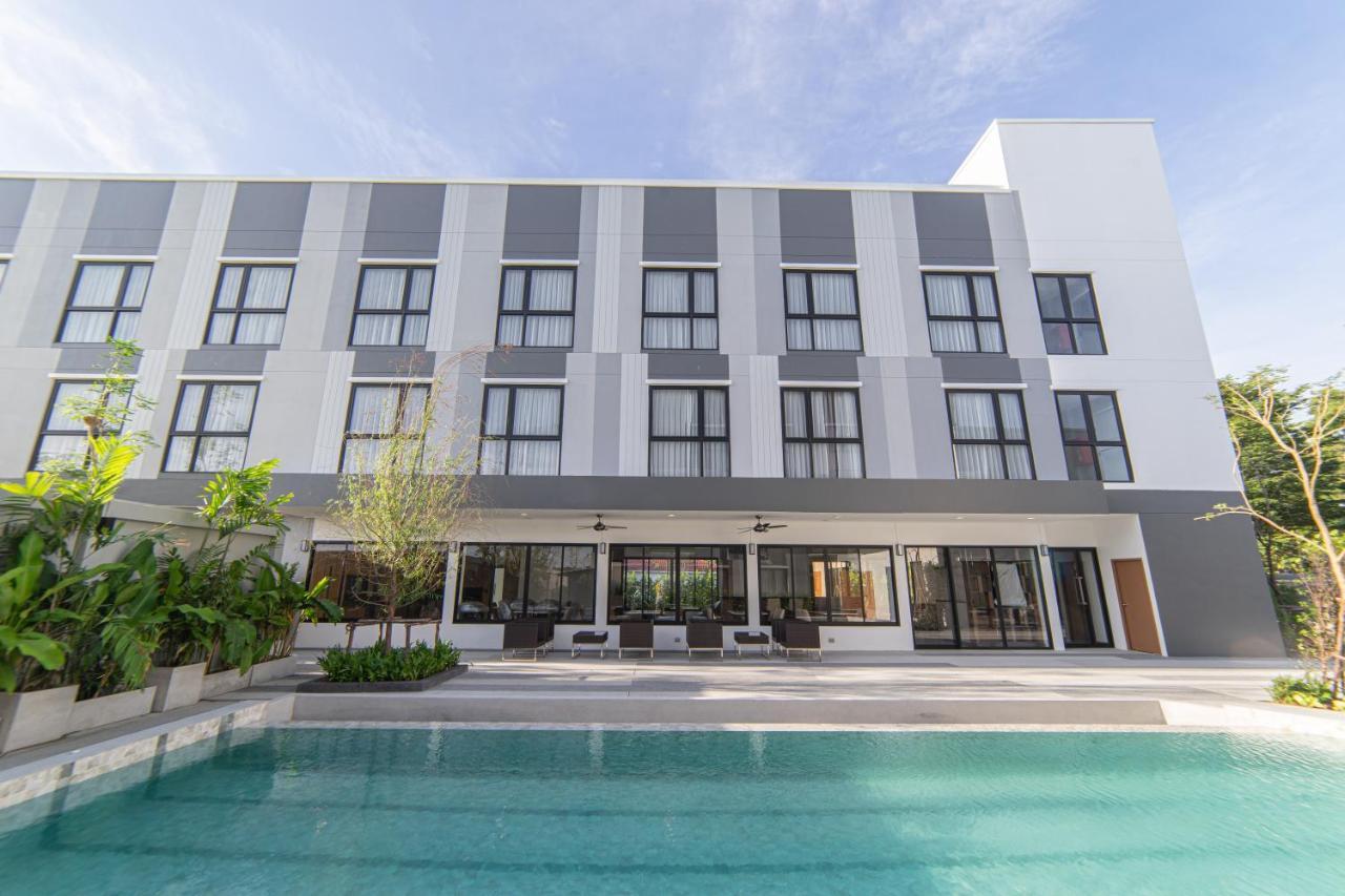 Gate43 Airport Hotel 4*